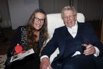 Naarden 31 oktober 2019
50 jaar Jan des Bouvrie als ontwerper werkzaam. Feest is in het Arsenaal.
Jan met dochter Nicole des Bouvrie