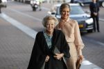 Amsterdam 4 november 2019
Koningin Maxima en prinses Beatrix arriveren bij uitreiking prins Bernhard cultuurprijs in theater aan het IJ.