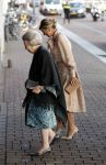 Amsterdam 4 november 2019
Koningin Maxima en prinses Beatrix arriveren bij uitreiking prins Bernhard cultuurprijs in theater aan het IJ.