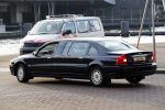 Amsterdam 4 november 2019
Koningin Maxima en prinses Beatrix arriveren bij uitreiking prins Bernhard cultuurprijs in theater aan het IJ. Chauffeur van prinses Beatrix rijdt schade aan haar verlengde Volvo