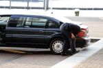 Amsterdam 4 november 2019
Koningin Maxima en prinses Beatrix arriveren bij uitreiking prins Bernhard cultuurprijs in theater aan het IJ. Chauffeur van prinses Beatrix rijdt schade aan haar verlengde Volvo