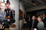 Amstelveen 1 oktober 2019
15 jaar de Esther Vergeer Foundation in het Cobra museum . Er wordt een expositie geopend van 15 fotografen waaronder oa William Rutten Estelle Cruijff Klaasjan v d Weij Patty Brard Isa Hoes Marco Borsato Sacha de Boer Klaas v Kruistem en Edwin Smulders. Anouk Smulders presenteert het en Prinses Margriet is aanwezig.