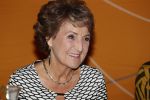 Amstelveen 1 oktober 2019
15 jaar de Esther Vergeer Foundation in het Cobra museum . Er wordt een expositie geopend van 15 fotografen waaronder oa William Rutten Estelle Cruijff Klaasjan v d Weij Patty Brard Isa Hoes Marco Borsato Sacha de Boer Klaas v Kruistem en Edwin Smulders. Anouk Smulders presenteert het en Prinses Margriet is aanwezig.