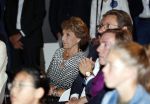 Amstelveen 1 oktober 2019
15 jaar de Esther Vergeer Foundation in het Cobra museum . Er wordt een expositie geopend van 15 fotografen waaronder oa William Rutten Estelle Cruijff Klaasjan v d Weij Patty Brard Isa Hoes Marco Borsato Sacha de Boer Klaas v Kruistem en Edwin Smulders. Anouk Smulders presenteert het en Prinses Margriet is aanwezig.
