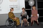 Amstelveen 1 oktober 2019
15 jaar de Esther Vergeer Foundation in het Cobra museum . Er wordt een expositie geopend van 15 fotografen waaronder oa William Rutten Estelle Cruijff Klaasjan v d Weij Patty Brard Isa Hoes Marco Borsato Sacha de Boer Klaas v Kruistem en Edwin Smulders. Anouk Smulders presenteert het en Prinses Margriet is aanwezig.
