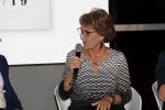 Amstelveen 1 oktober 2019
15 jaar de Esther Vergeer Foundation in het Cobra museum . Er wordt een expositie geopend van 15 fotografen waaronder oa William Rutten Estelle Cruijff Klaasjan v d Weij Patty Brard Isa Hoes Marco Borsato Sacha de Boer Klaas v Kruistem en Edwin Smulders. Anouk Smulders presenteert het en Prinses Margriet is aanwezig.