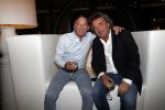 Naarden 31 oktober 2019
50 jaar Jan des Bouvrie als ontwerper werkzaam. Feest is in het Arsenaal. Theo Dietz met een kennis