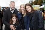 Den Haag 13 september 2019
Premiere Cirque du Soleil op het malieveld in Den Haag.
Tijl Beckand met zijn kinderen en vriendin