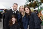Den Haag 13 september 2019
Premiere Cirque du Soleil op het malieveld in Den Haag.
Tijl Beckand met zijn kinderen en vriendin