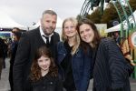 Den Haag 13 september 2019
Premiere Cirque du Soleil op het malieveld in Den Haag.
Tijl Beckand met zijn kinderen en vriendin