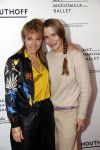 Amsterdam 31 oktober 2019
Laatste voorstelling Nationaal ballet met Igone de Jongh in de stopera. Wende Snijders met een vriendin