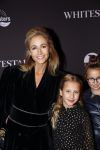 Amsterdam 8 oktober 2019
Premiere Whitestar met Britt Dekker.
Wendy v Dijk kwam met haar moeder en dochter Lizzy