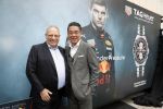 Amsterdam 16 oktober 2019
Presentatie nieruwe Tag Heuer Max Verstappen horloge bij Majestic. Max arriveert in een speciale Aston Martin op de dam in Amsterdam. Shelly sterk presenteert de presentatie. Won Yip Wim Zegwaard en Kristina Bazilovic