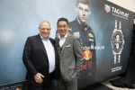 Amsterdam 16 oktober 2019
Presentatie nieruwe Tag Heuer Max Verstappen horloge bij Majestic. Max arriveert in een speciale Aston Martin op de dam in Amsterdam. Shelly sterk presenteert de presentatie. Won Yip Wim Zegwaard en Kristina Bazilovic
