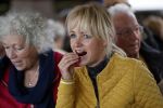 Boekel 19 oktober 2019
Meerdere boeren van boer zoekt vrouw stan op een mini markt in de stallen van Boerin Steffi. Ook Yvon Jaspers kwam met haar moeder en tantes een kijkje nemen.