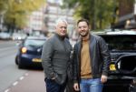 Amsterdam 19 oktober 2020
Bram Moszkowicz met zijn zoon Nathan in Amsterdam Zuid