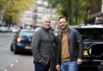 Amsterdam 19 oktober 2020
Bram Moszkowicz met zijn zoon Nathan in Amsterdam Zuid