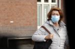 Amsterdam 5 november 2020
Bruni Heinke op weg naar de DC klinieken in Amsterdam zuid.