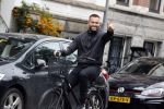 Amsterdam 21 oktober 2020
Dave Roelvink op de fiets in Amsterdam