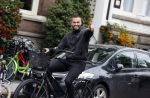Amsterdam 21 oktober 2020
Dave Roelvink op de fiets in Amsterdam