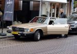 Amsterdam 5 november 2020
Eric Kuster in zijn oldtimer Mercedes in de cornelis schuytstraat