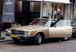 Amsterdam 5 november 2020
Eric Kuster in zijn oldtimer Mercedes in de cornelis schuytstraat