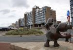 Scheveningen 22 oktober 2020
In dit appartementen complex wonen Lee Towers en Erica Terpstra. Huis