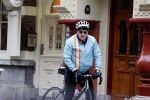 Amsterdam 1 november 2020
Ferdinand Grapperhaus komt fietsend thuis . Zijn vrouw Liesbeth Wytzes is thuis.