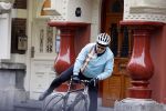 Amsterdam 1 november 2020
Ferdinand Grapperhaus komt fietsend thuis . Zijn vrouw Liesbeth Wytzes is thuis.
