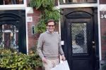 Den Haag 7 november 2020
Fran Jansen bij zijn huis .