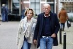 Voorburg 31 oktober 2020
Frits Wester loopt met zijn nieuwe vriendin naar zijn huis toe.