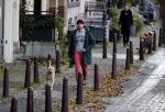 Amsterdam 22 oktober 2020
Henry v Loon wandelend met zijn hond in het centrum van Amsterdam