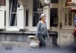 Amsterdam 1 november 2020
Ferdinand Grapperhaus komt fietsend thuis . Zijn vrouw Liesbeth Wytzes is thuis.