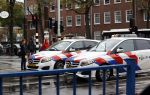 Amsterdam 10 oktober 2020
2 politiewagens spreken jeugd aan op de Beethovenstraat