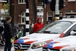Amsterdam 10 oktober 2020
2 politiewagens spreken jeugd aan op de Beethovenstraat