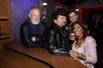 Amsterdam 8 oktober 2020
Beeld onthulling Andre Hazes sr bij madame Tussaud. Rachel en Andre Jr zijn allebei aanwezig. Rachel met Nino Wilkes en Ricardo Klaverdijk