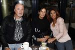 Amsterdam 8 oktober 2020
Beeld onthulling Andre Hazes sr bij madame Tussaud. Rachel en Andre Jr zijn allebei aanwezig. Willem v Boxtel met zijn vrouw
