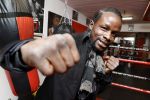Amsterdam 3 september 2020
Regilio Tuur opent de boksclub van Patrick Mathurin