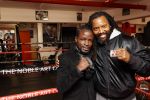 Amsterdam 3 september 2020
Regilio Tuur opent de boksclub van Patrick Mathurin