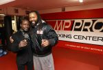 Amsterdam 3 september 2020
Regilio Tuur opent de boksclub van Patrick Mathurin