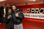 Amsterdam 3 september 2020
Regilio Tuur opent de boksclub van Patrick Mathurin