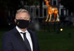 Utrecht 2 oktober 2020
Uitreiking gouden kalveren in de schouwburg van Utrecht.
Rene Mioch met mondkapje