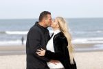 Scheveningen 22 oktober 2020
Samantha de Jong ( Barbie) hoogzwanger op het strand met partner Gerrit