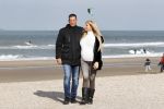 Scheveningen 22 oktober 2020
Samantha de Jong ( Barbie) hoogzwanger op het strand met partner Gerrit
