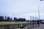 Weesp 31 oktober 2020
Hockey tijdens corona. Ouders wachten op de parkeerplaats