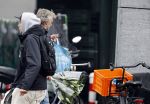 Amsterdam 27 oktober 2020
Victor Reinier doet boodschappen.