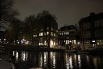 Amsterdam 27 oktober 2020
In dit appartementencomplex wonen Isa Hoes Wessel v Diepen en Daphne Bunskoek