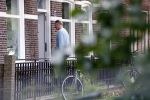 Amsterdam 4 oktober 2020
Wouter Bos bij zijn huis