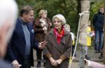 Alphen aan de Rijn 10 november 2021
Prinses Irene opent de Nationale Boomfeestdag. Samen met haar zoon prins Carlos, haar dochter prinses Margarita, schoondochter Viktoria en kleinkinderen plantte ze een Levensboom (een populier) in haar eigen Prinses IreneBos. Sterre Koning trad op . Albert Verlinde