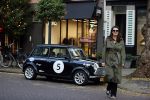 Amsterdam 1 november 2021
Camplin jas  en mini cooper op de cornelis schuytstraat
